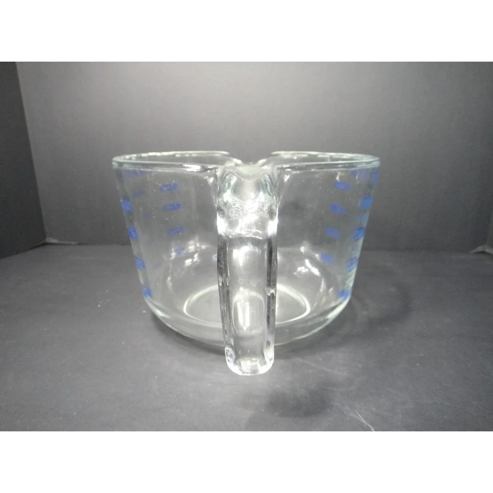 Pyrex vintage glass
